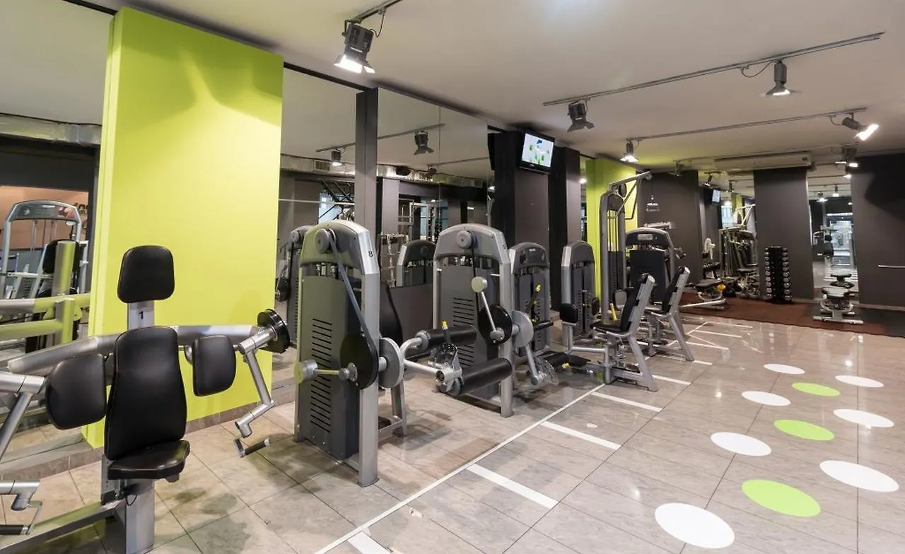 Hostel Sport Rooms II Chodakowska Warszawa Poland